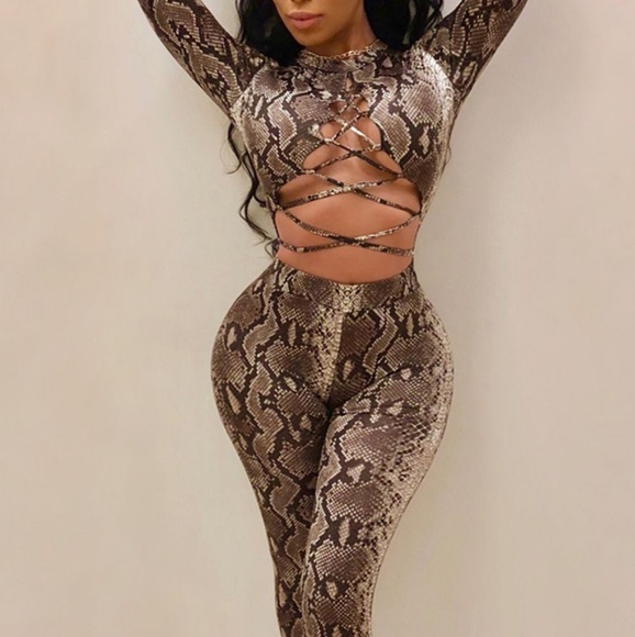 Snakeskin Printed Twilled Satin One Peace - Picture 2 of 7